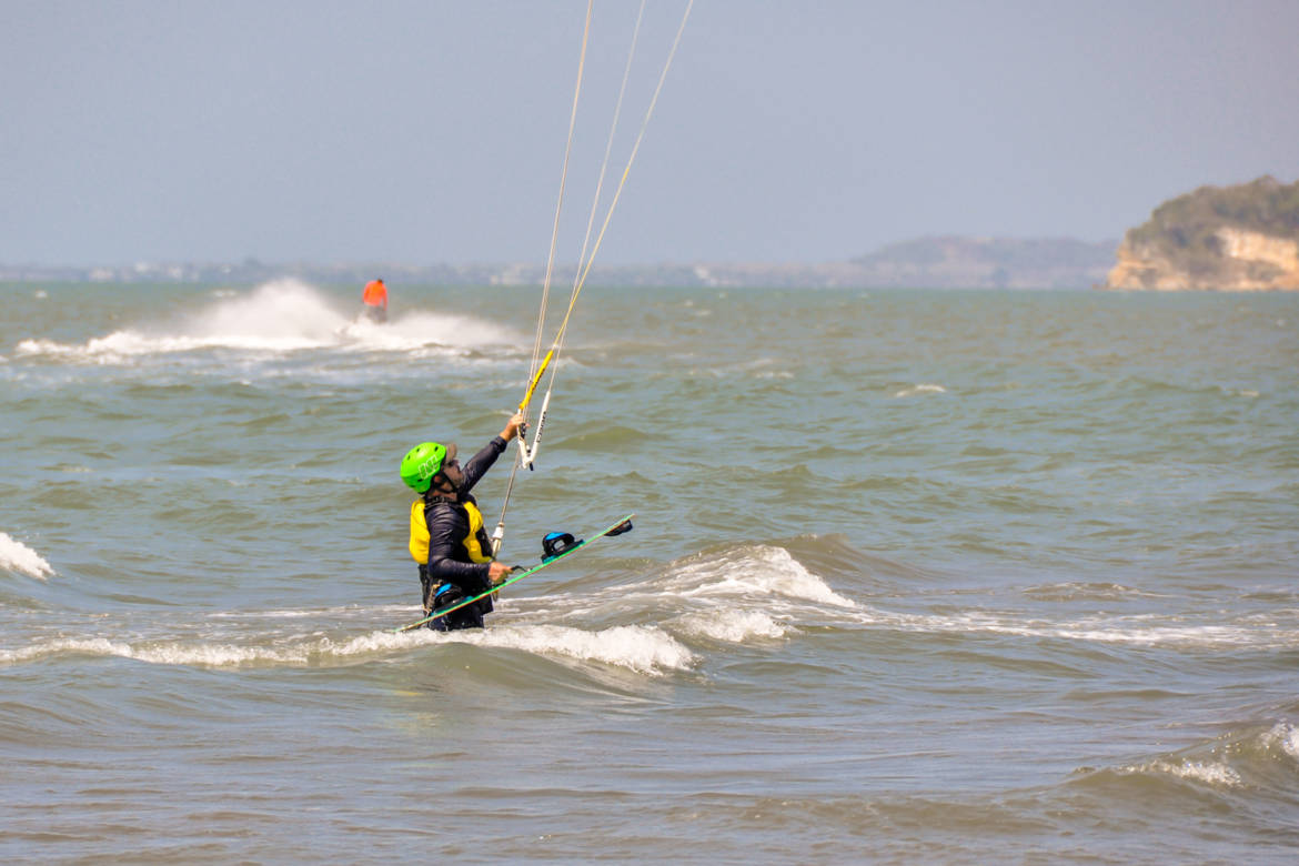 sesta hora de kitesurf entrenamiento de kitesurfing Cartagena