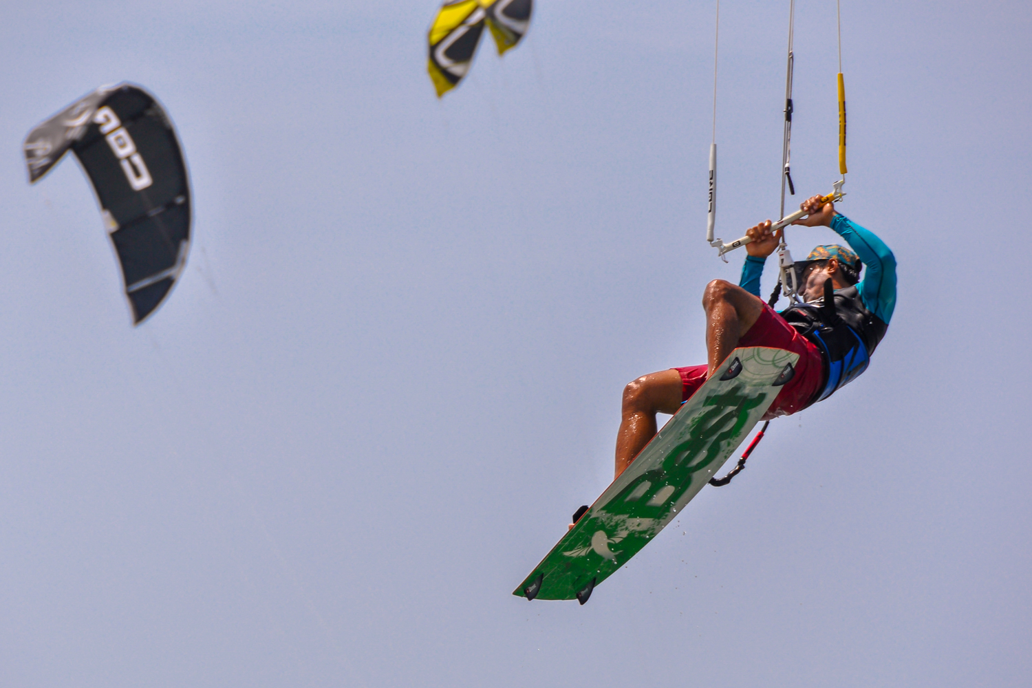 navegando - practica de kitesurf Cartagena - colombia