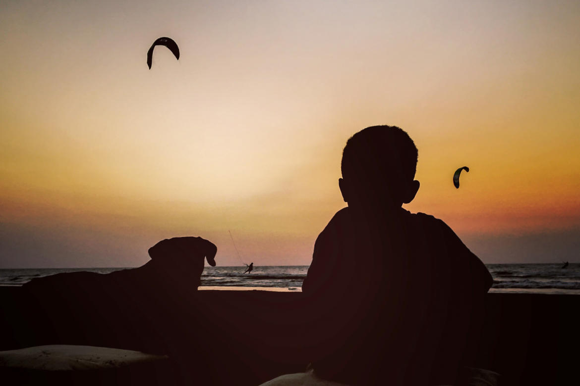 puesta-de-sol-entrenamiento-en-kitesurfing-Caratagena-Colombia-1.jpg